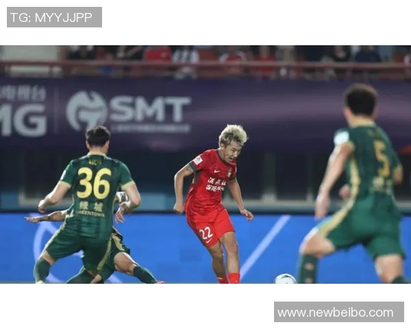 河南队凭李提香乌龙球领先浙江后防线三人染黄局势紧张